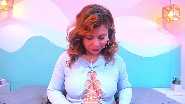 Snapshot of Corina_Taylor12 chatting on July 14, 2026, 12:33 pm Corina Taylor12 online show from July 14, 2026, 12:33 pm