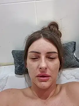 Snapshot of sexymilf30x chatting on March 14, 2026, 9:37 am sexymilf30x online show from March 14, 2026, 9:37 am