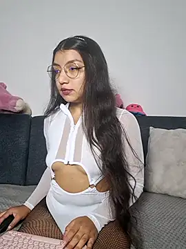 Snapshot of Aby_Moreau chatting on May 8, 2026, 12:25 am Aby Moreau online show from May 8, 2026, 12:25 am