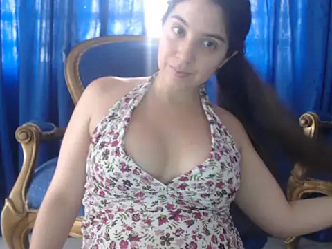 Snapshot of pregnant_beauty chatting on March 27, 2026, 6:42 pm pregnant beauty online show from March 27, 2026, 6:42 pm