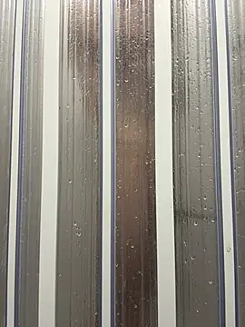 Snapshot of lion-rouge chatting on March 18, 2026, 7:59 pm lion-rouge online show from March 18, 2026, 7:59 pm