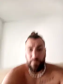 Jjkkhjfeuo online show from March 25, 2026, 2:49 pm