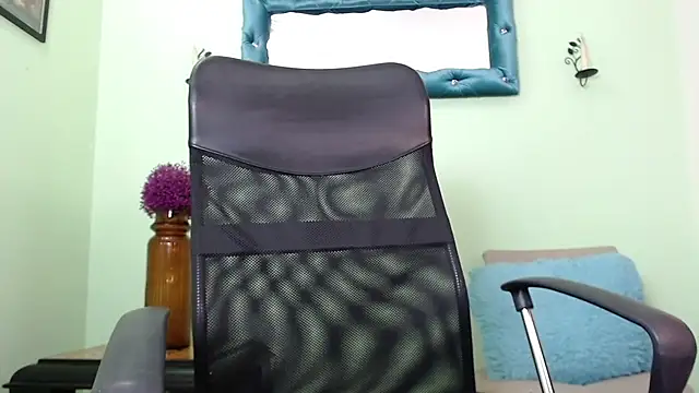 ChalonVera online show from March 26, 2026, 7:23 pm