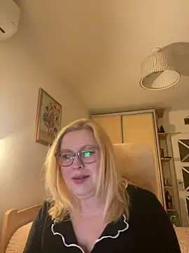 JanieLight53 online show from March 23, 2026, 12:22 am