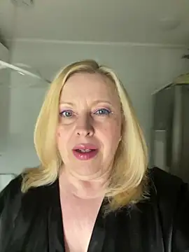 JanieLight53 online show from August 2, 2026, 7:11 pm