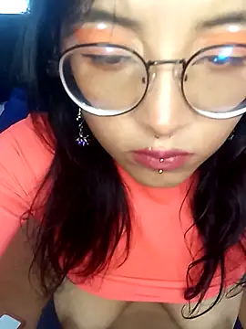 Dhalia Noctis online show from March 27, 2026, 10:33 pm