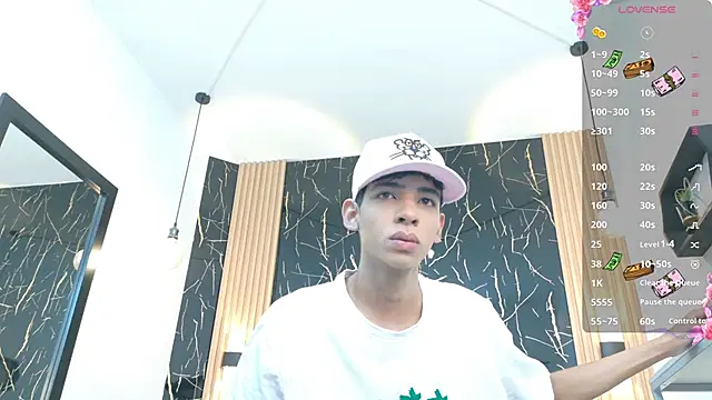 Snapshot of ValeriHot_1 chatting on June 15, 2026, 2:56 am ValeriHot 1 online show from June 15, 2026, 2:56 am