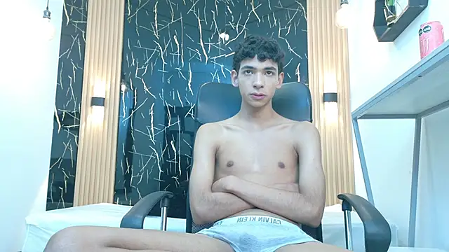 ValeriHot 1 online show from June 17, 2026, 3:06 am