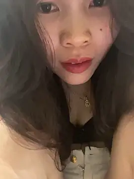 Lyn baby online show from April 28, 2026, 6:01 pm