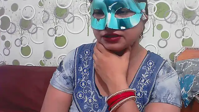 Snapshot of hard_to_do__ chatting on May 14, 2026, 4:37 pm hard to do online show from May 14, 2026, 4:37 pm