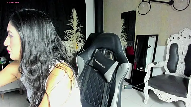 Vicky Angeel online show from August 2, 2026, 3:49 am