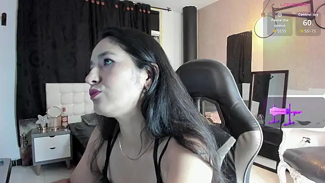 Vicky Angeel online show from June 27, 2026, 3:23 am