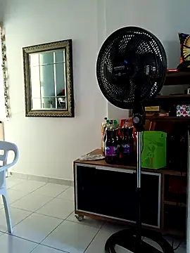 suzygleice online show from March 27, 2026, 3:57 pm