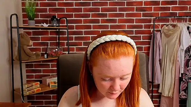 DeborahhBryan online show from March 24, 2026, 9:42 am