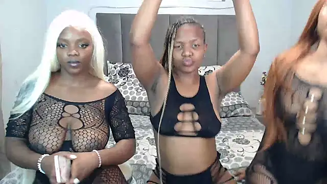 Lee Babe online show from August 4, 2026, 1:10 am
