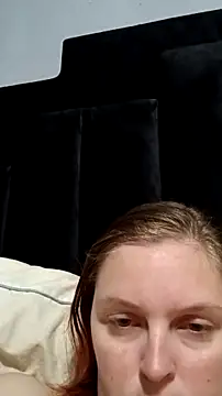 Snapshot of sexymomma2026 chatting on March 14, 2026, 3:01 am sexymomma2026 online show from March 14, 2026, 3:01 am