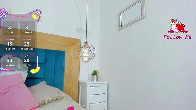 NatyVelvex online show from March 10, 2026, 1:15 pm