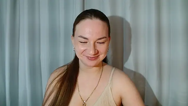 Belle Fiesta online show from March 29, 2026, 9:49 pm