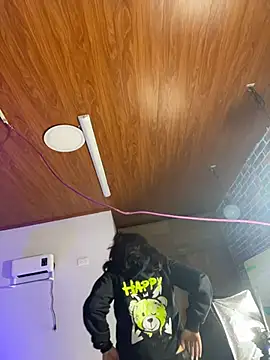 Sary LittleSmiles online show from April 24, 2026, 3:52 am