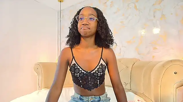 Snapshot of brianaduque chatting on March 14, 2026, 8:15 pm brianaduque online show from March 14, 2026, 8:15 pm