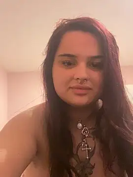 miamelt online show from March 8, 2026, 10:24 pm