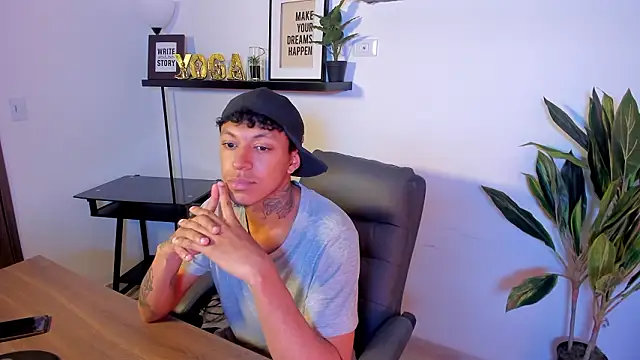 Jonathan Guzman  online show from March 19, 2026, 3:17 am