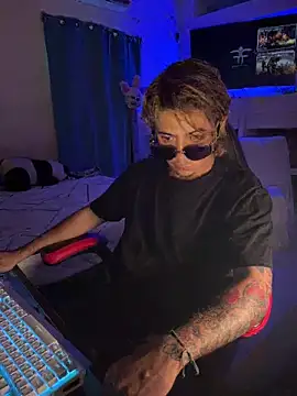 AngelLatinBoy online show from March 13, 2026, 9:53 pm