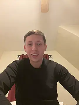 paulcevallos05 online show from April 9, 2026, 1:18 am