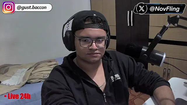 SegZac online show from July 14, 2026, 2:27 am
