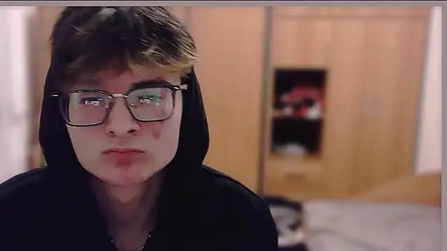 Snapshot of niksikor chatting on March 11, 2026, 9:42 pm niksikor online show from March 11, 2026, 9:42 pm