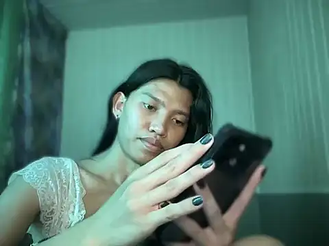 Yourgoddess jayve online show from April 14, 2026, 3:11 am