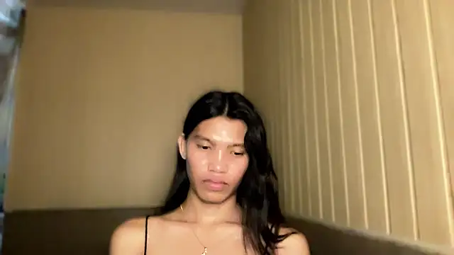 Yourgoddess jayve online show from May 11, 2026, 2:45 pm