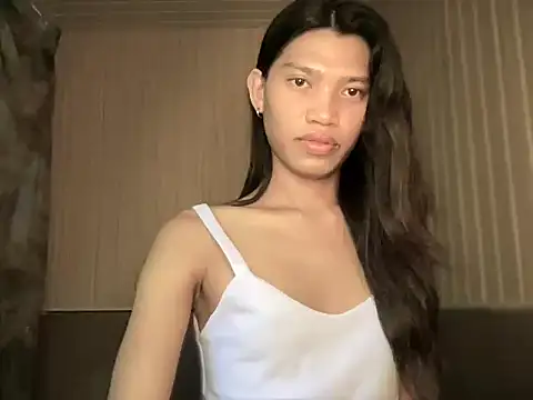 Yourgoddess jayve online show from April 17, 2026, 12:02 am