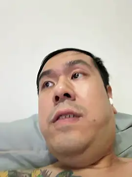 HaoKaTrC online show from April 8, 2026, 12:50 pm