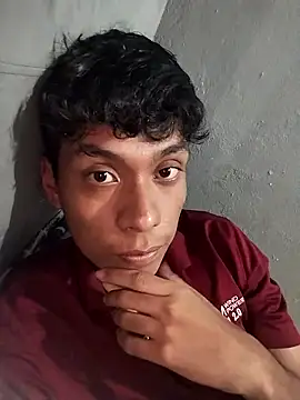 ROCHAIZ online show from March 17, 2026, 11:08 pm