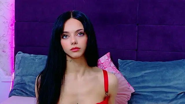 NataliaCroft online show from March 25, 2026, 3:33 pm