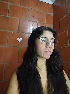 Amanda x1 online show from June 2, 2026, 7:25 pm