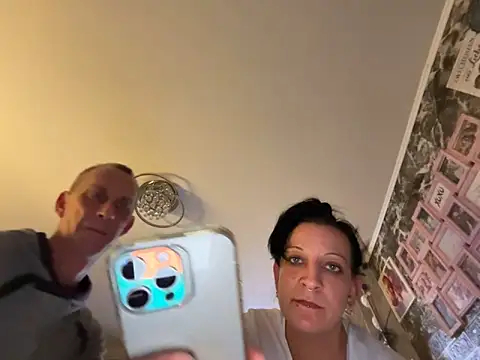 Snapshot of SpicyJenny chatting on April 3, 2026, 10:16 pm SpicyJenny online show from April 3, 2026, 10:16 pm