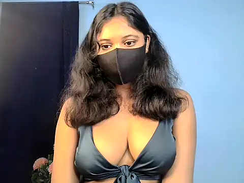 KASHISH SINGH  online show from April 4, 2026, 12:56 pm