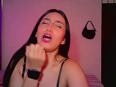 KattySquirtt online show from March 19, 2026, 9:26 pm