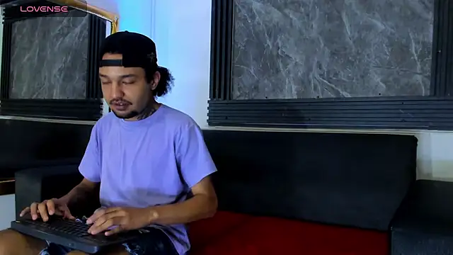 Snapshot of Angelo_Blessed chatting on May 20, 2026, 6:16 pm Angelo Blessed online show from May 20, 2026, 6:16 pm