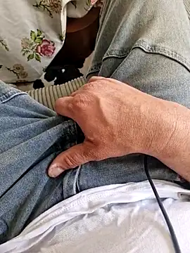 Activ1top online show from April 11, 2026, 8:40 am