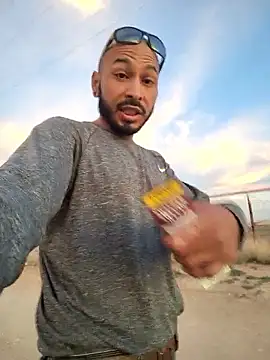 2smooth91 online show from March 19, 2026, 1:05 am