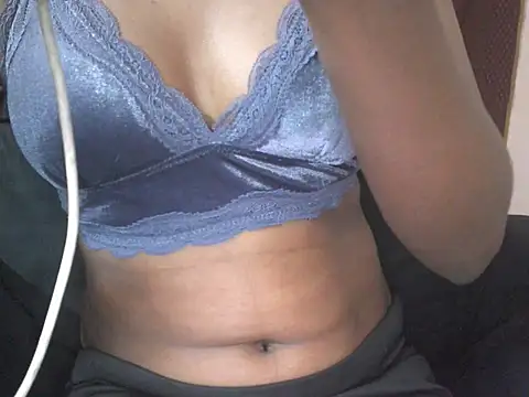Couplehot00 online show from July 19, 2026, 1:41 pm
