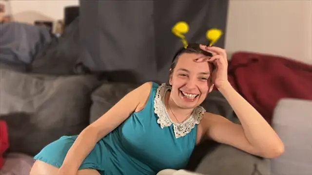 Snapshot of hello_katieex chatting on April 28, 2026, 8:02 pm hello katieex online show from April 28, 2026, 8:02 pm