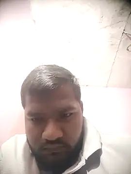 Snapshot of Daddy_883 chatting on March 10, 2026, 12:47 am Daddy 883 online show from March 10, 2026, 12:47 am