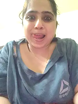 riyasingh9900 online show from March 10, 2026, 4:33 pm