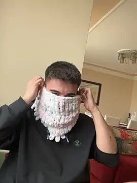 furkeyy online show from March 31, 2026, 7:43 am