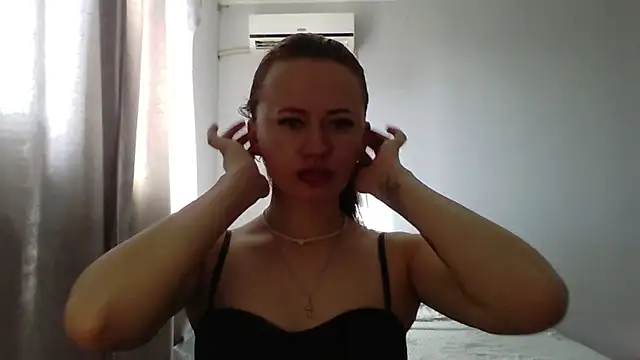 Snapshot of Whisper_Of_Desire chatting on March 13, 2026, 11:59 am Whisper Of Desire online show from March 13, 2026, 11:59 am