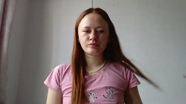 Snapshot of Whisper_Of_Desire chatting on April 1, 2026, 9:32 am Whisper Of Desire online show from April 1, 2026, 9:32 am